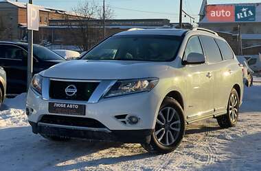 Внедорожник / Кроссовер Nissan Pathfinder 2013 в Львове