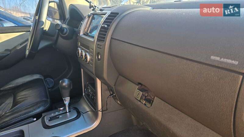 Внедорожник / Кроссовер Nissan Pathfinder 2006 в Киеве фото 18 Внедорожник / Кроссовер Nissan Pathfinder 2006 в Киеве