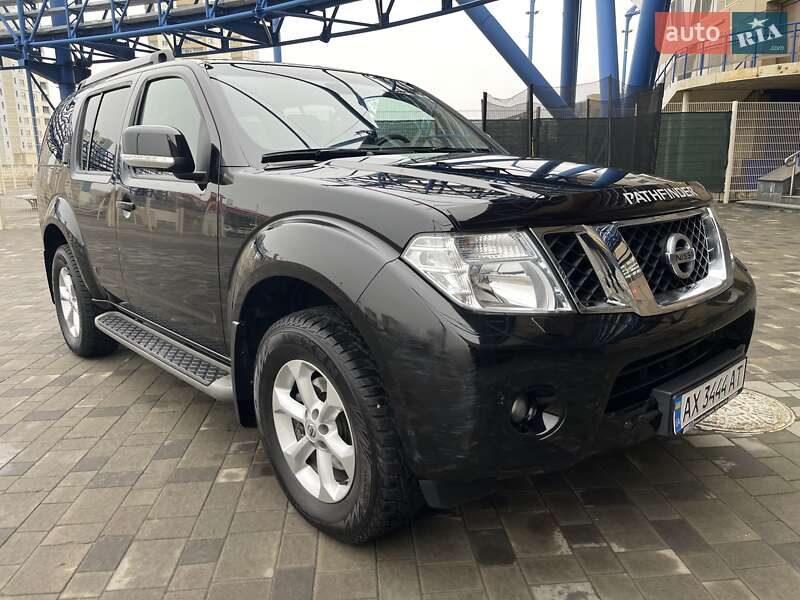 Внедорожник / Кроссовер Nissan Pathfinder 2012 в Харькове фото 33 Внедорожник / Кроссовер Nissan Pathfinder 2012 в Харькове