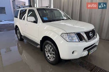 Позашляховик / Кросовер Nissan Pathfinder 2011 в Одесі