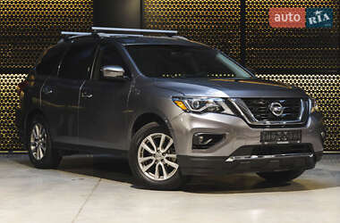 Внедорожник / Кроссовер Nissan Pathfinder 2019 в Луцке