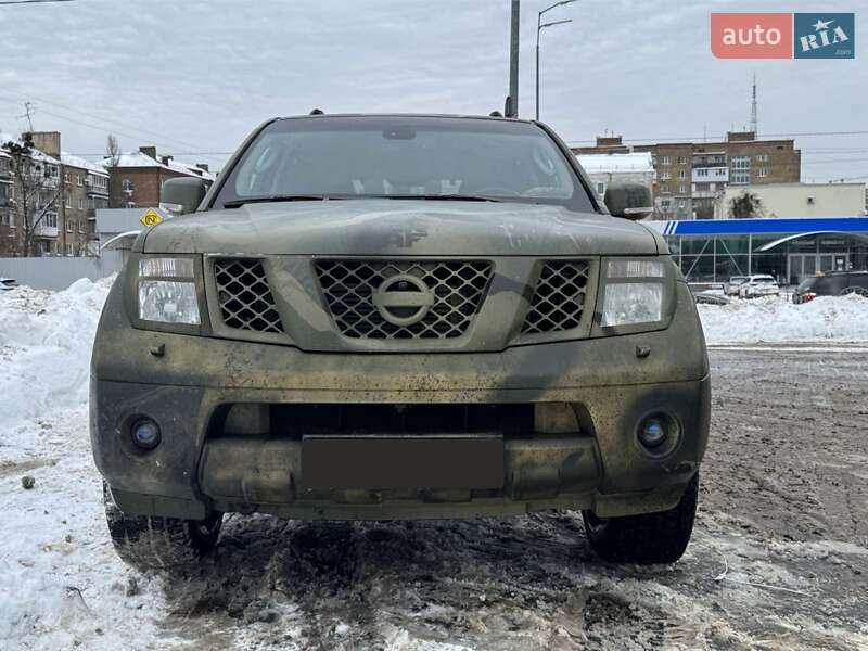 Внедорожник / Кроссовер Nissan Pathfinder 2007 в Киеве