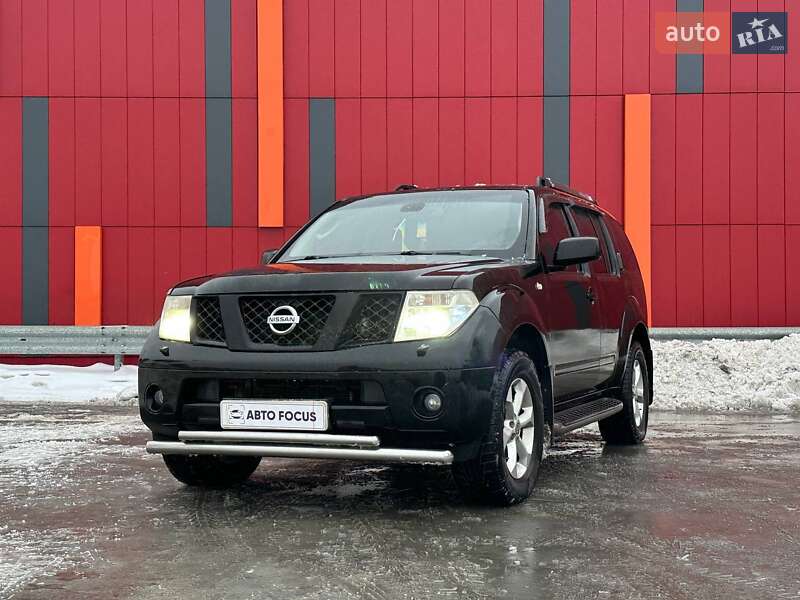 Внедорожник / Кроссовер Nissan Pathfinder 2006 в Киеве