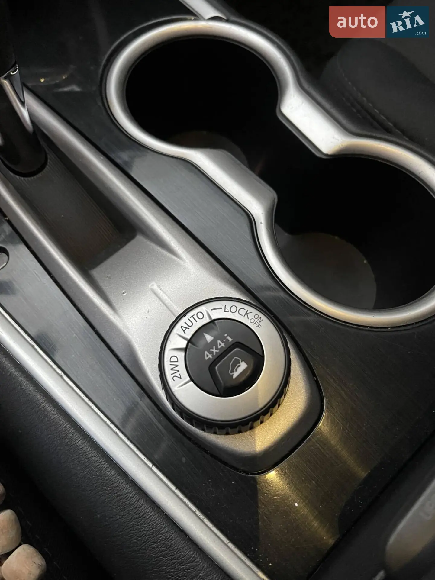 2016 Nissan Pathfinder - мініатюра 11
