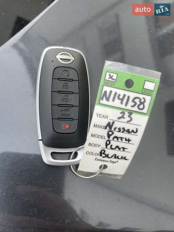 Внедорожник / Кроссовер Nissan Pathfinder 2023 в Ивано-Франковске