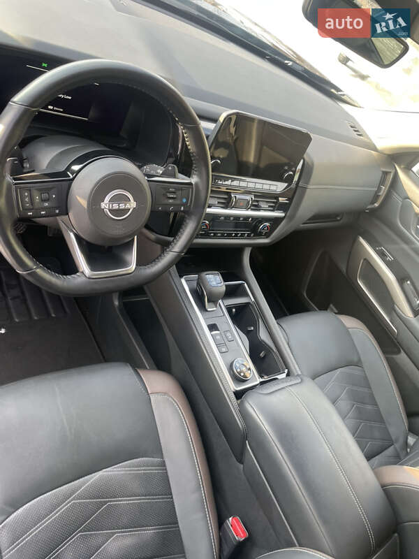 Внедорожник / Кроссовер Nissan Pathfinder 2023 в Ивано-Франковске