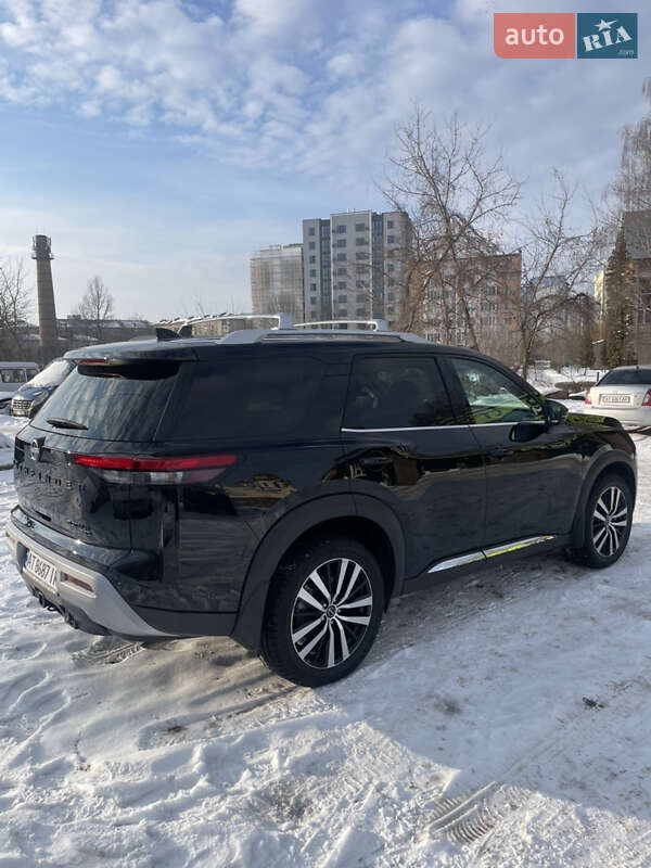 Внедорожник / Кроссовер Nissan Pathfinder 2023 в Ивано-Франковске