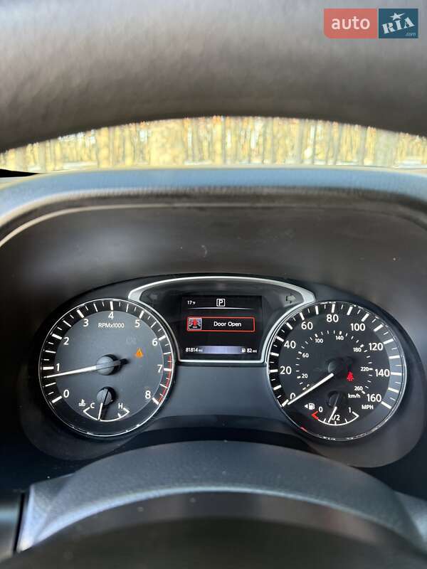 Внедорожник / Кроссовер Nissan Pathfinder 2017 в Сумах