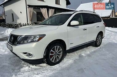 Позашляховик / Кросовер Nissan Pathfinder 2013 в Луцьку