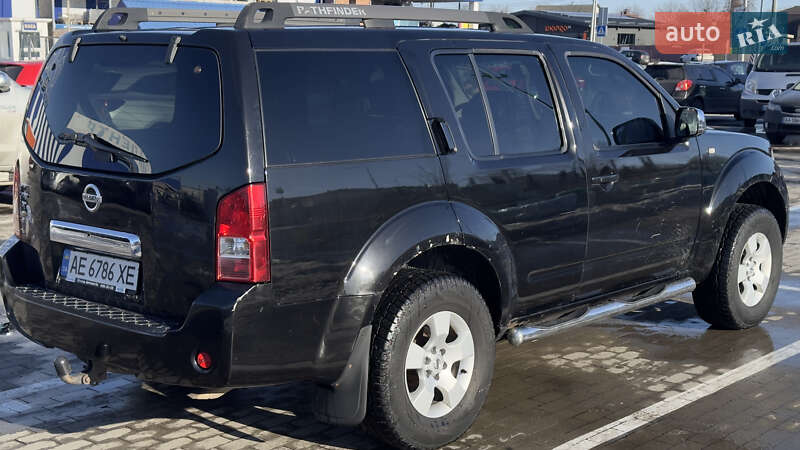 Внедорожник / Кроссовер Nissan Pathfinder 2007 в Белогородке