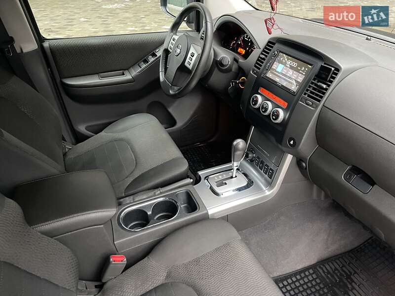 Внедорожник / Кроссовер Nissan Pathfinder 2012 в Харькове фото 59 Внедорожник / Кроссовер Nissan Pathfinder 2012 в Харькове