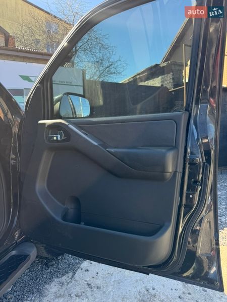 Внедорожник / Кроссовер Nissan Pathfinder 2005 в Одессе