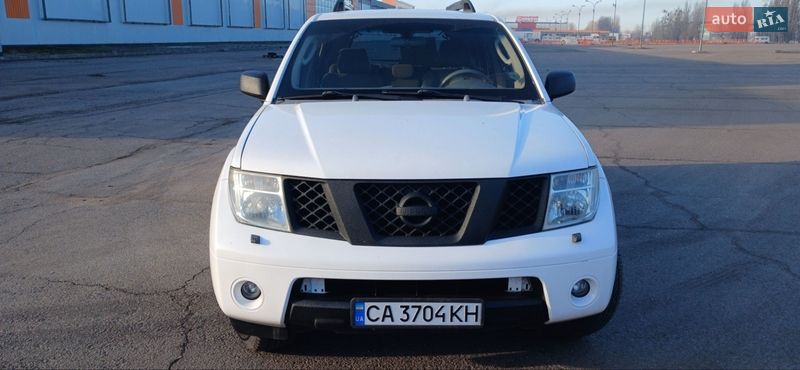 Внедорожник / Кроссовер Nissan Pathfinder 2007 в Черкассах