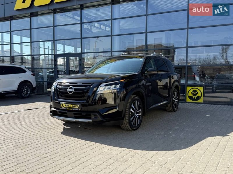 Внедорожник / Кроссовер Nissan Pathfinder 2023 в Ивано-Франковске