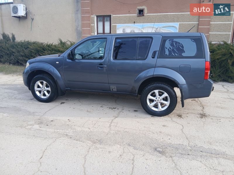 Внедорожник / Кроссовер Nissan Pathfinder 2005 в Хотине фото 7 Внедорожник / Кроссовер Nissan Pathfinder 2005 в Хотине
