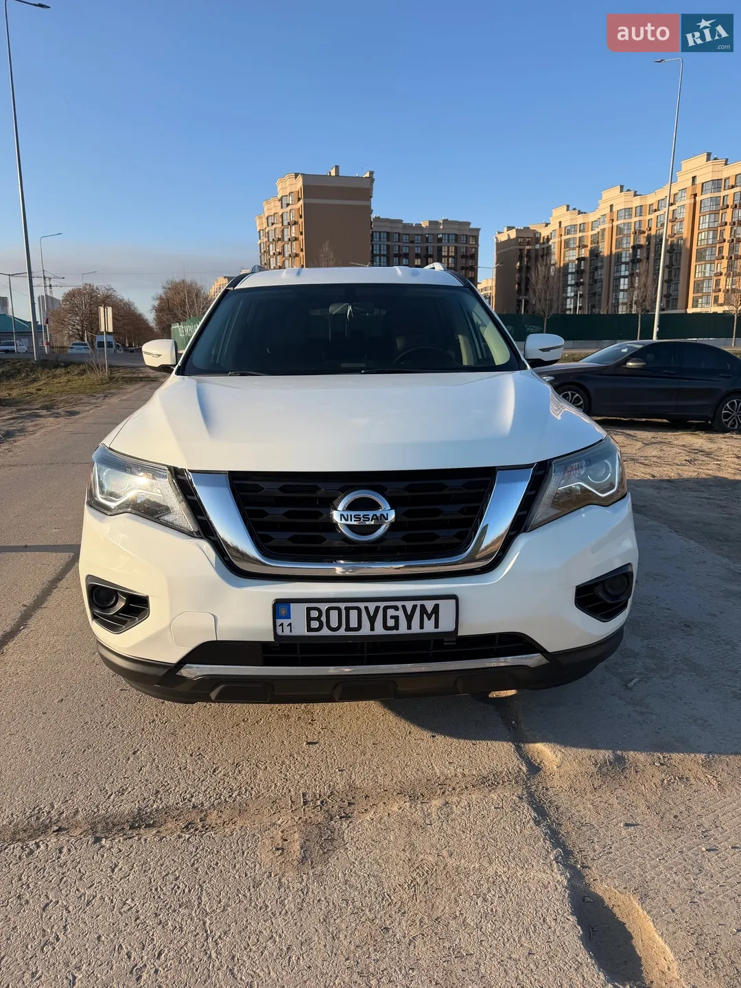 2018 Nissan Pathfinder - мініатюра 2