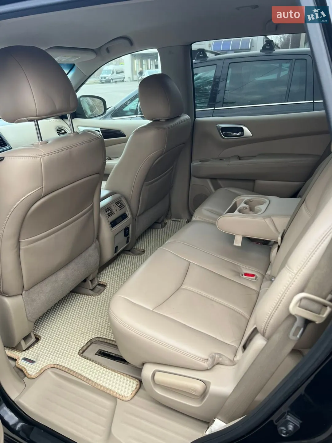 2015 Nissan Pathfinder - мініатюра 16