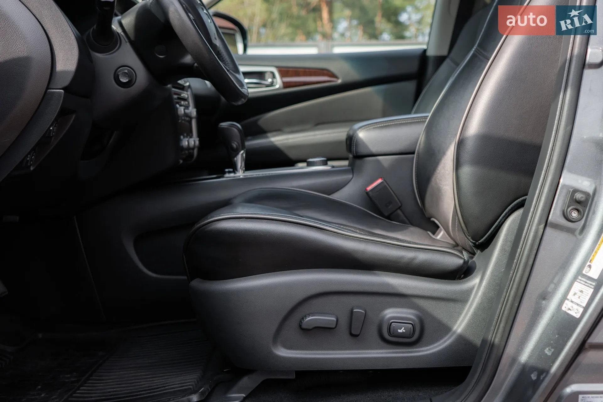 2015 Nissan Pathfinder - мініатюра 44