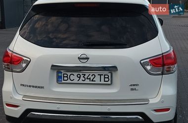 Внедорожник / Кроссовер Nissan Pathfinder 2013 в Сокале