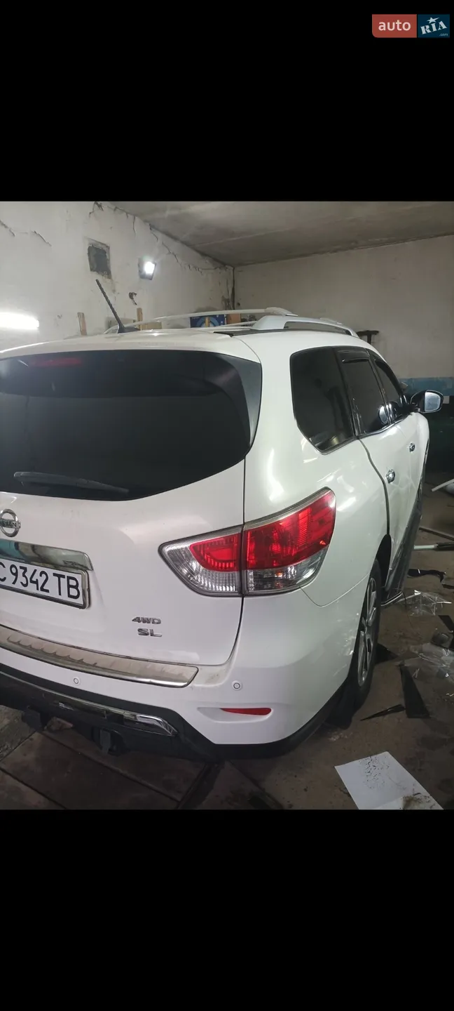 2013 Nissan Pathfinder - мініатюра 13
