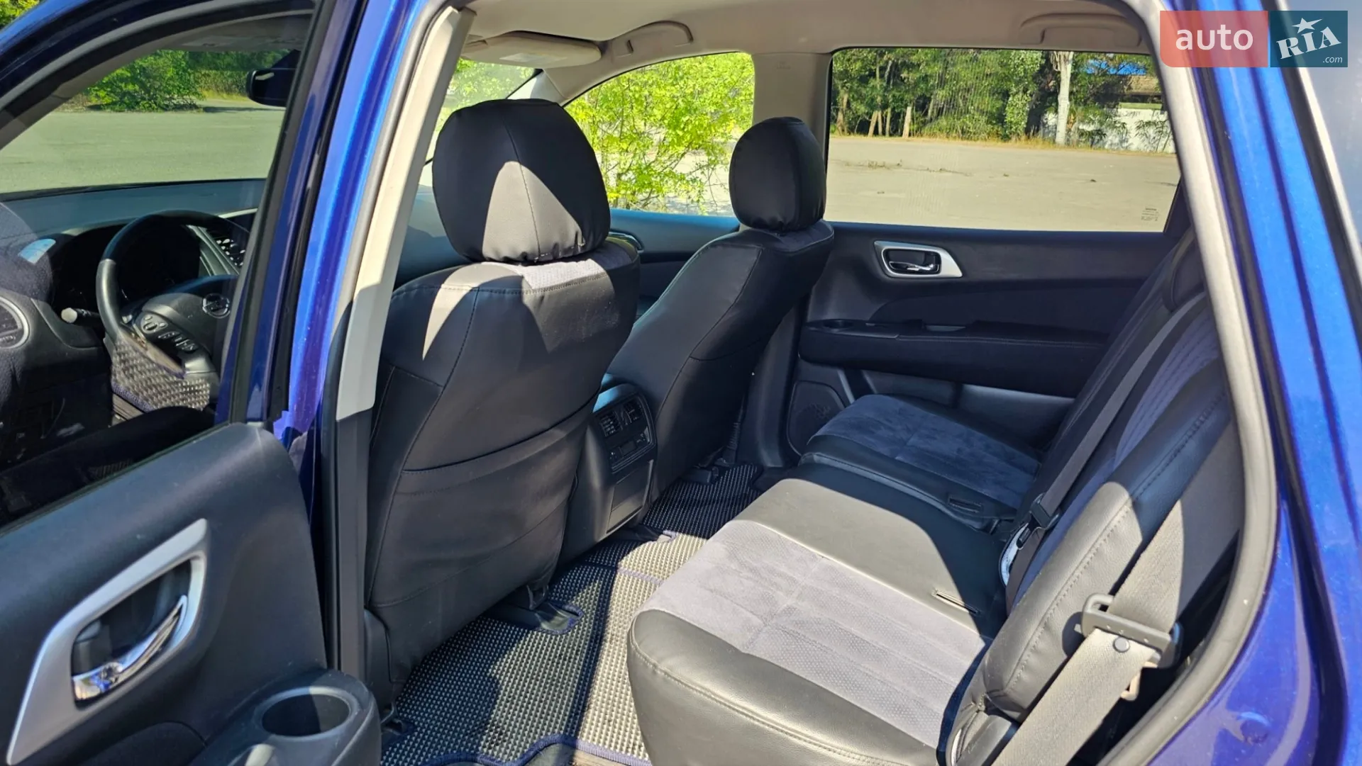 2016 Nissan Pathfinder - мініатюра 10