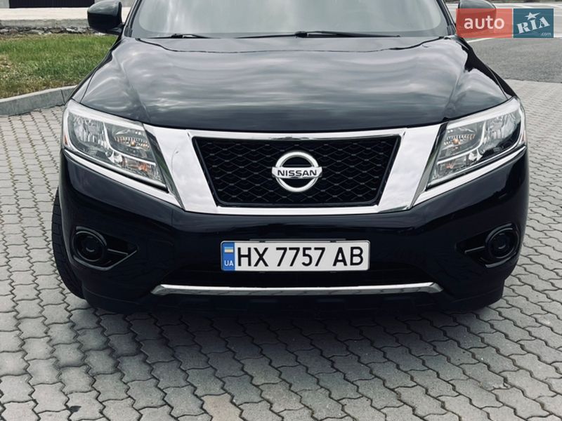 Nissan Pathfinder 2014