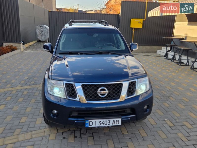 Внедорожник / Кроссовер Nissan Pathfinder 2011 в Виннице фото 6 Внедорожник / Кроссовер Nissan Pathfinder 2011 в Виннице