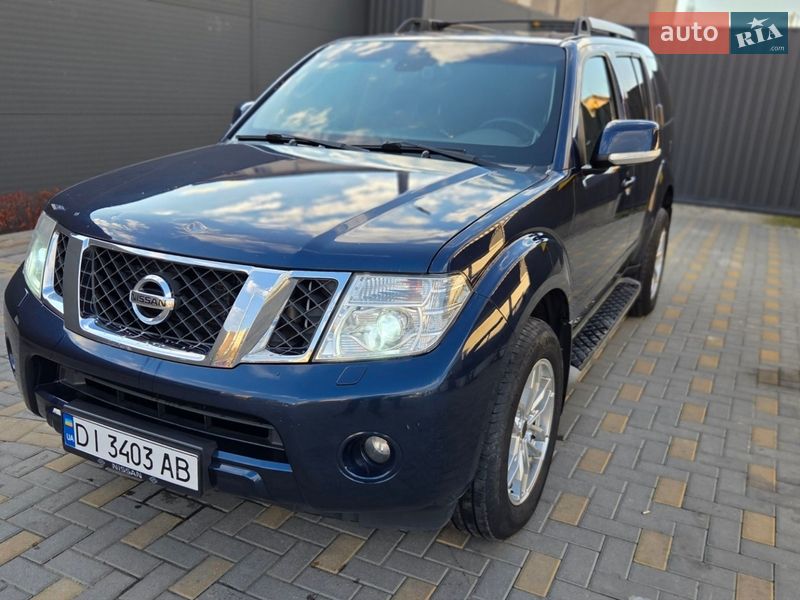 Внедорожник / Кроссовер Nissan Pathfinder 2011 в Виннице фото 2 Внедорожник / Кроссовер Nissan Pathfinder 2011 в Виннице