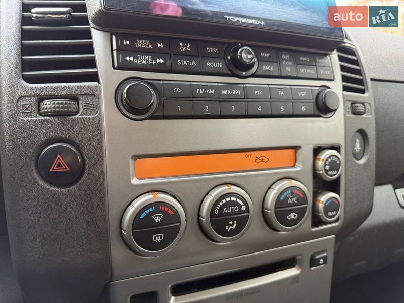 Внедорожник / Кроссовер Nissan Pathfinder 2006 в Днепре