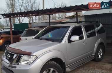 Позашляховик / Кросовер Nissan Pathfinder 2011 в Южноукраїнську