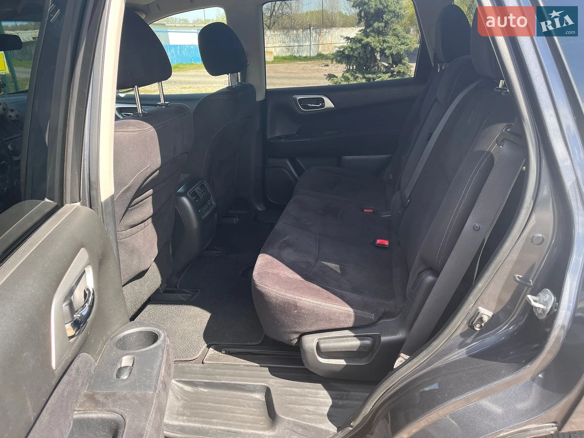 2012 Nissan Pathfinder - мініатюра 19