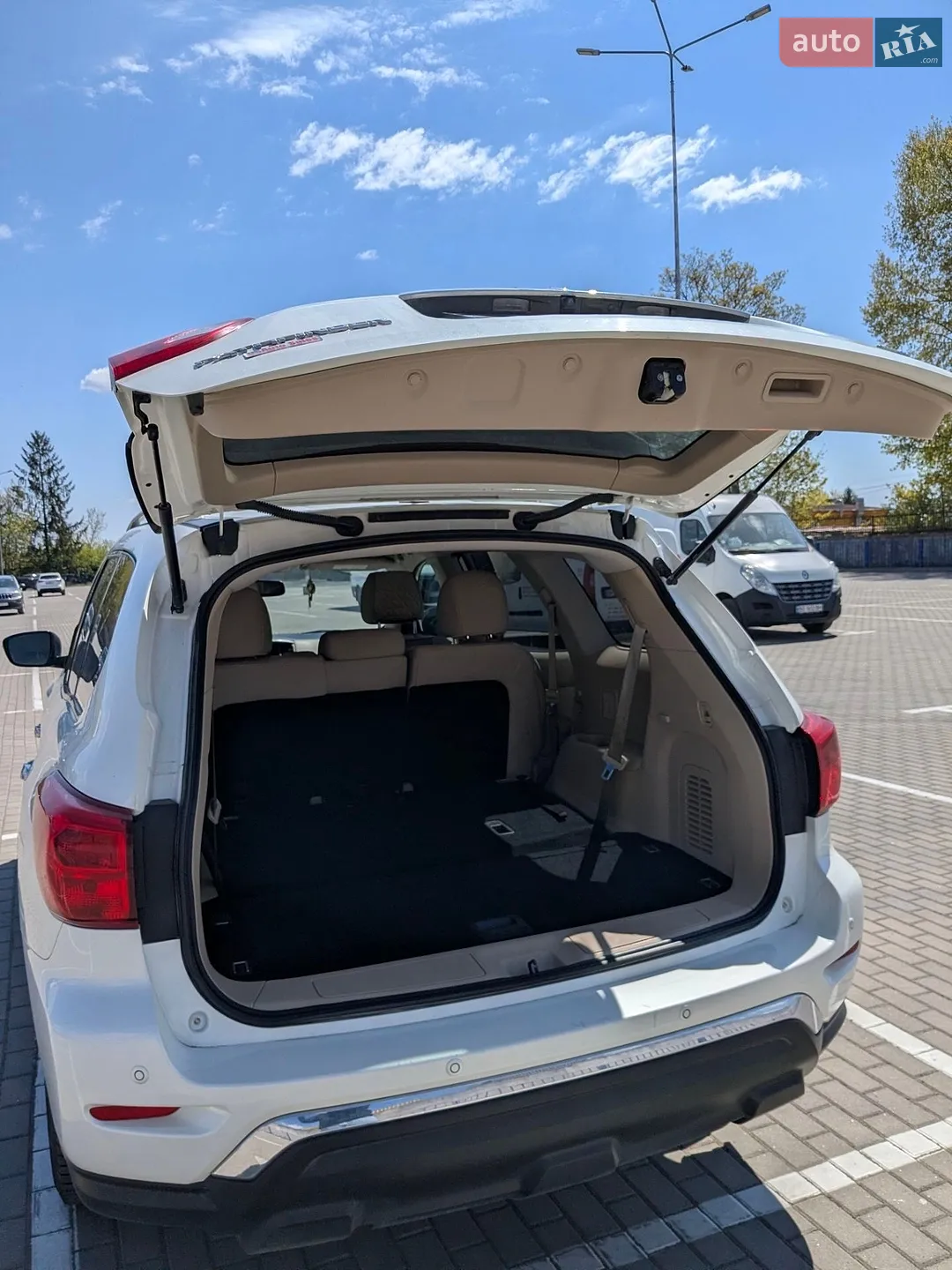 2017 Nissan Pathfinder - мініатюра 9