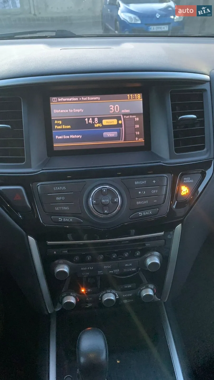 2015 Nissan Pathfinder - мініатюра 23
