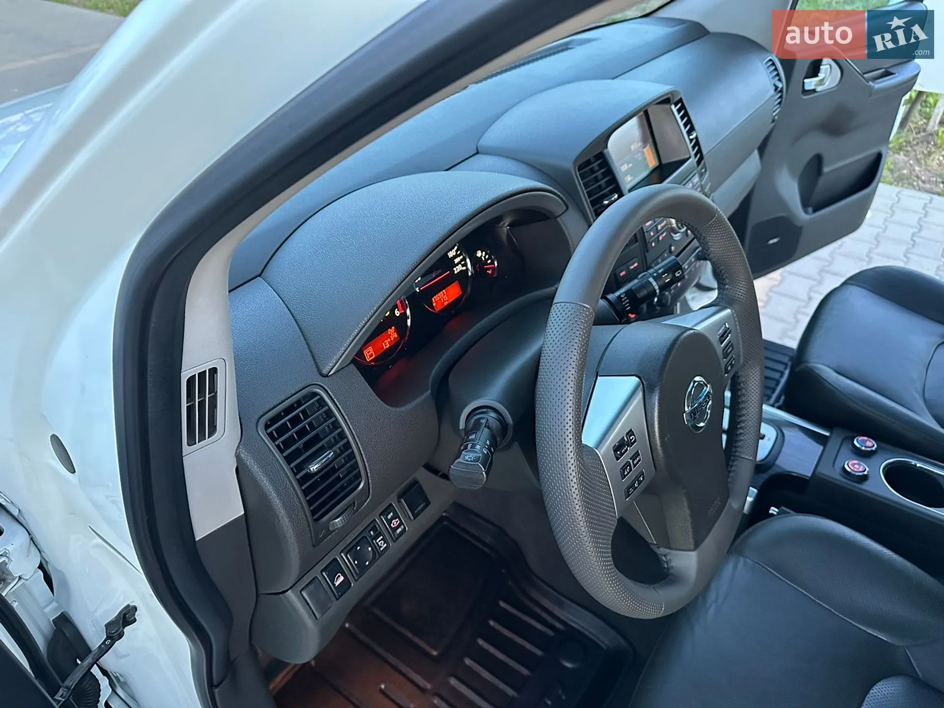 2010 Nissan Pathfinder - мініатюра 59