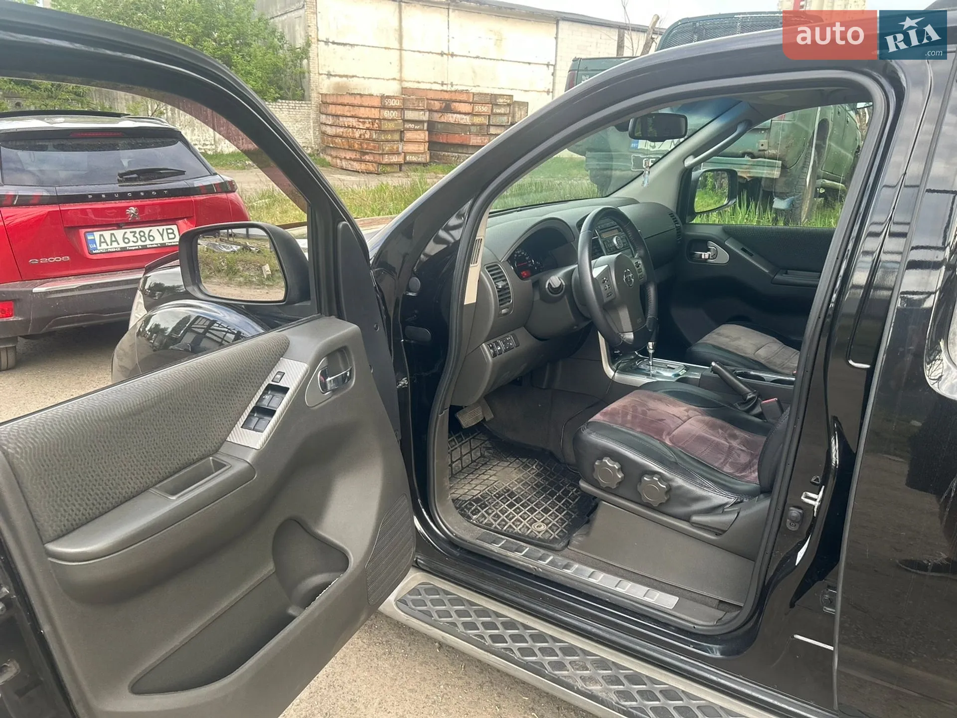 2011 Nissan Pathfinder - мініатюра 9
