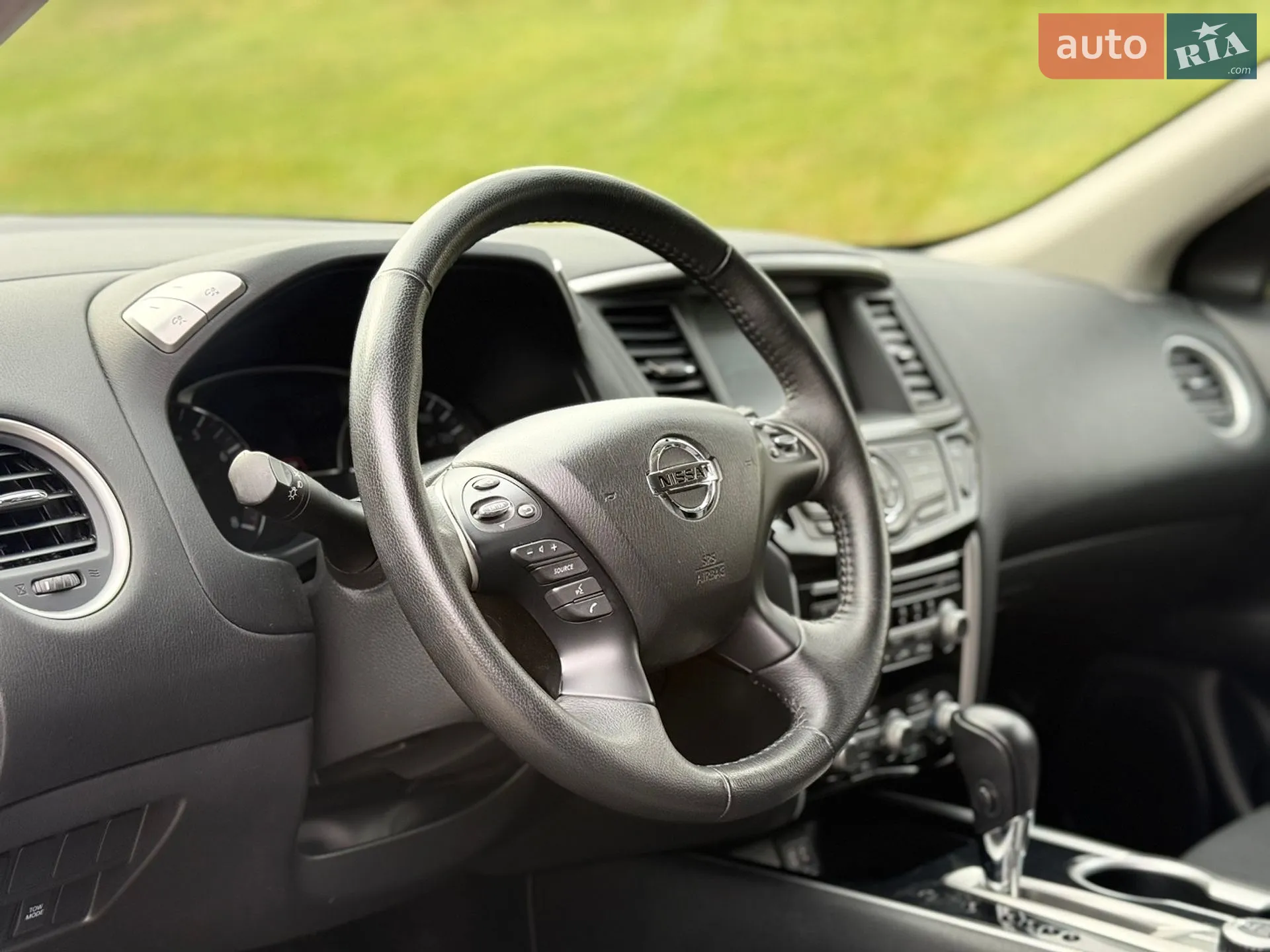 2018 Nissan Pathfinder - мініатюра 14