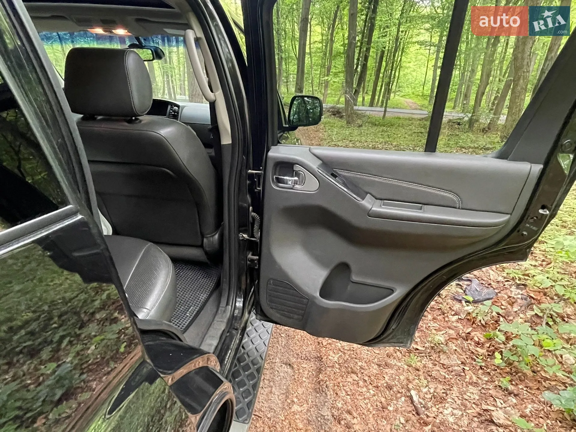 2012 Nissan Pathfinder - мініатюра 26