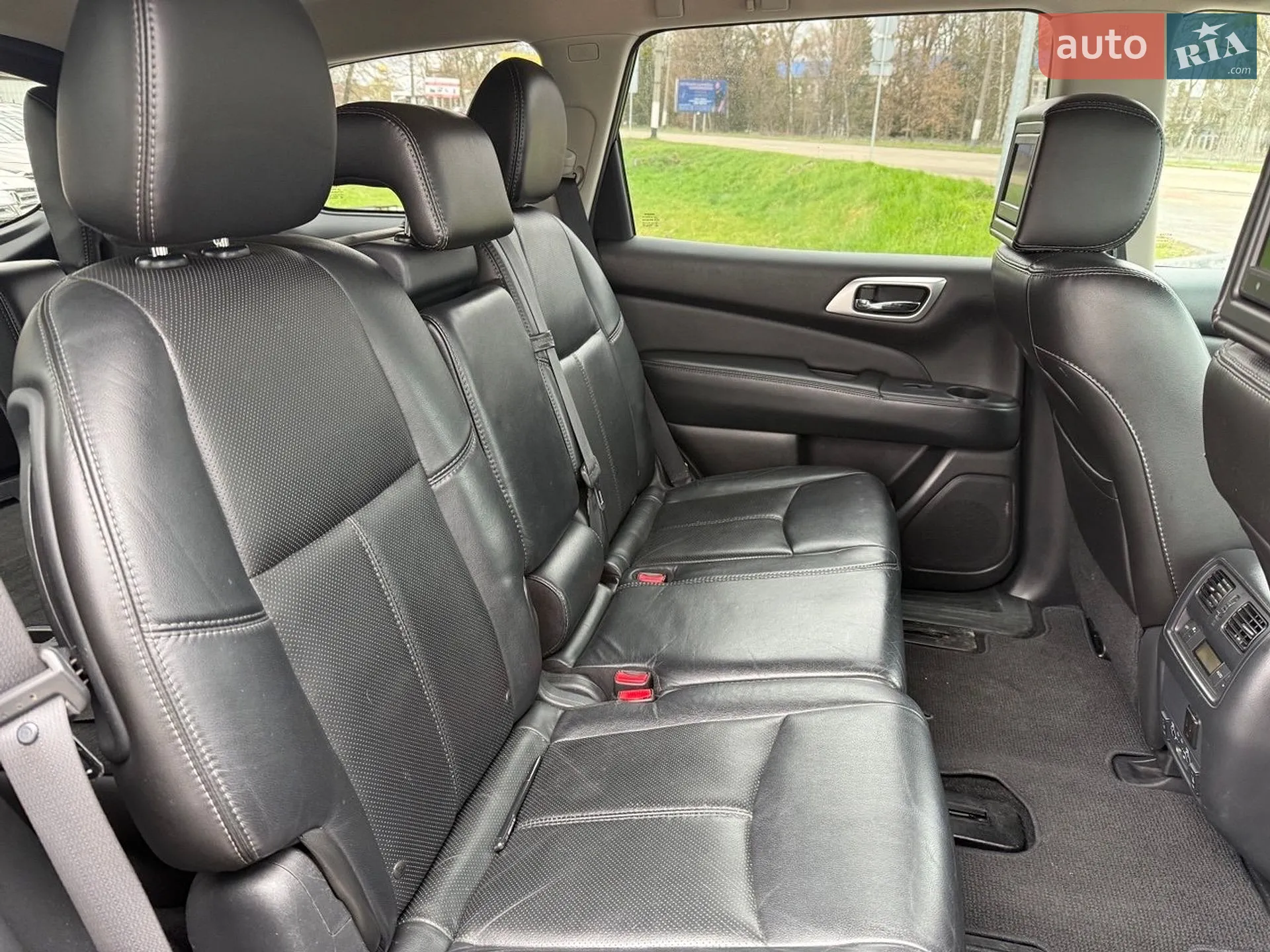 2013 Nissan Pathfinder - мініатюра 12