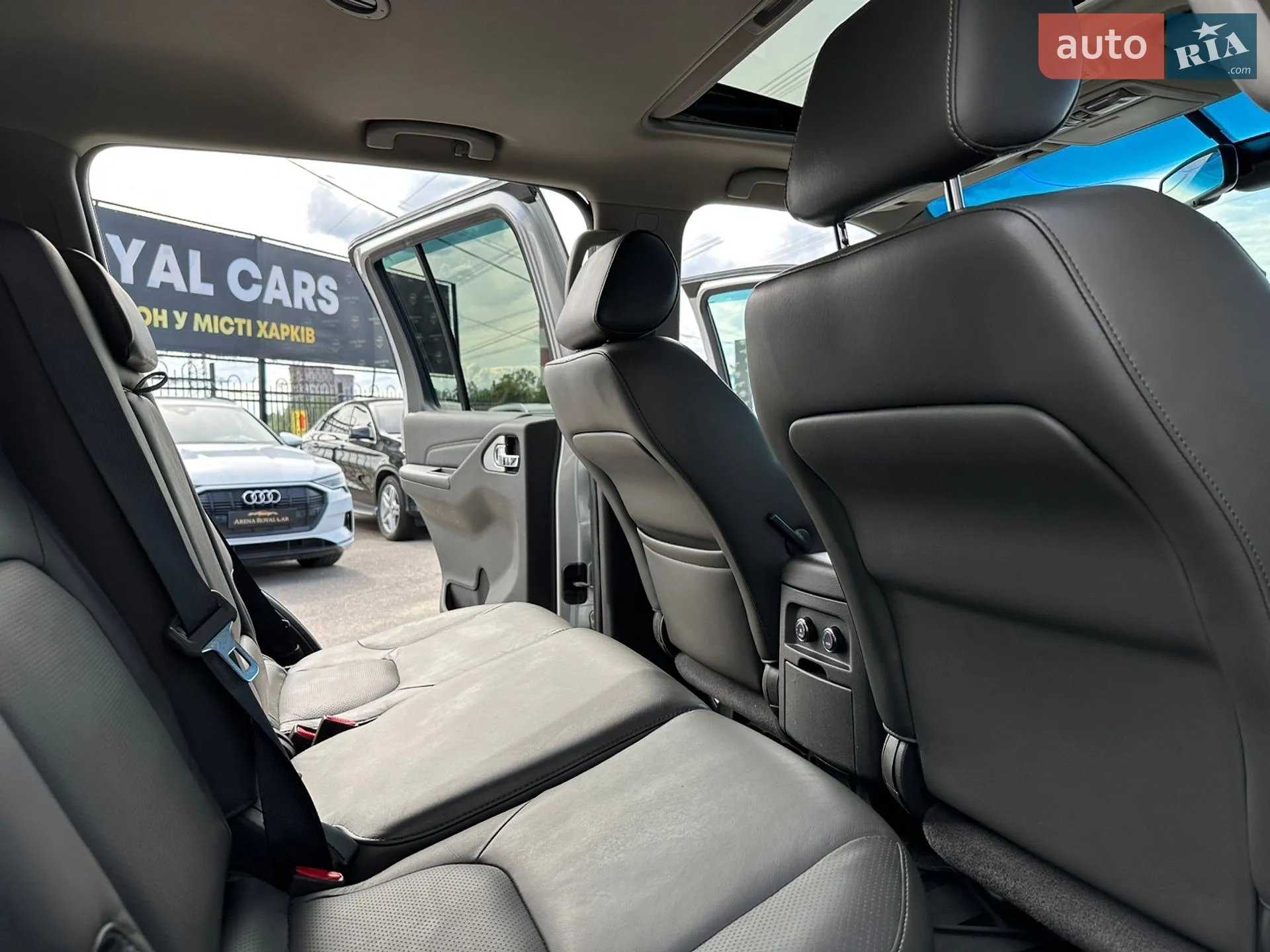 2014 Nissan Pathfinder - мініатюра 19