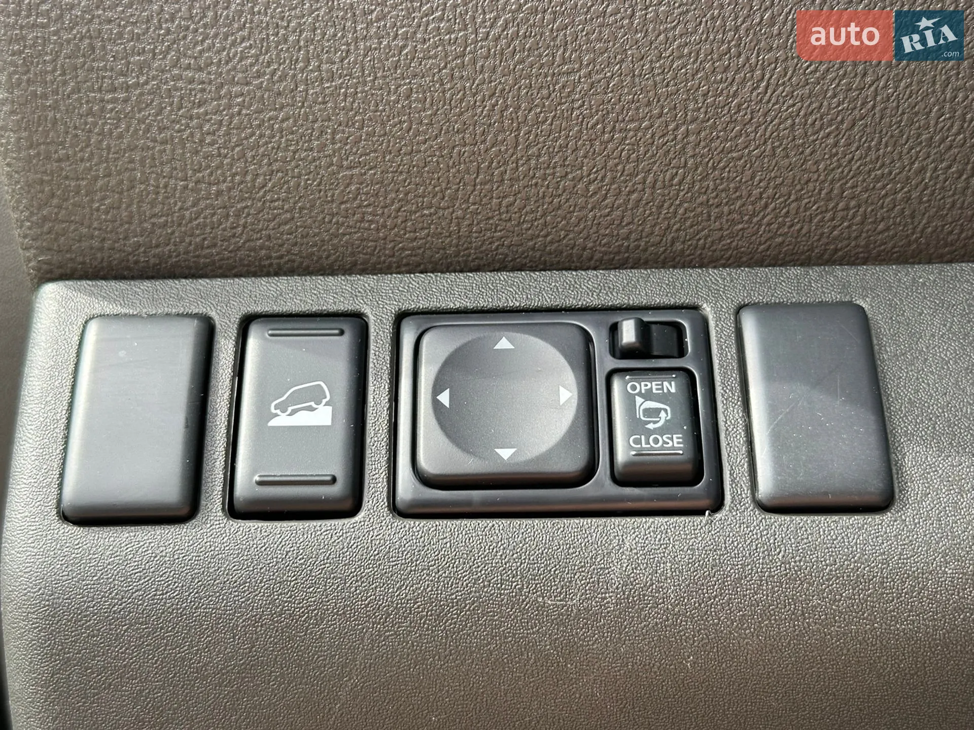 2014 Nissan Pathfinder - мініатюра 38