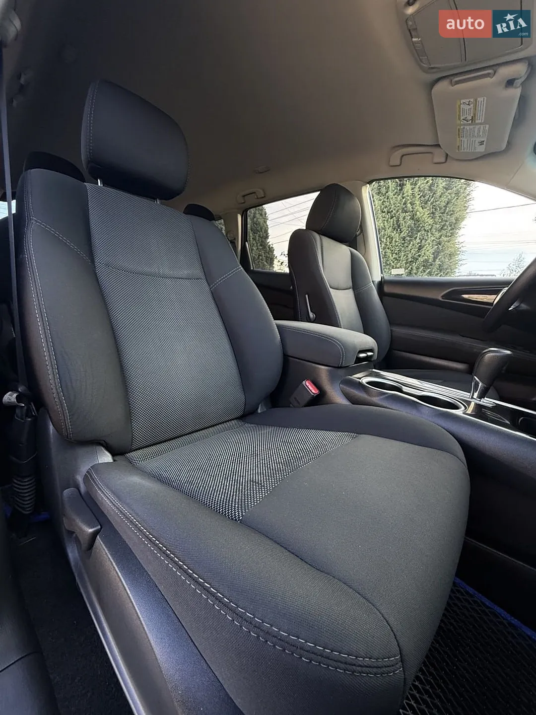 2017 Nissan Pathfinder - мініатюра 12