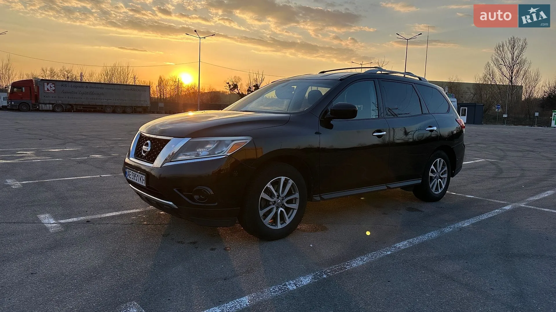 2014 Nissan Pathfinder - фото 1