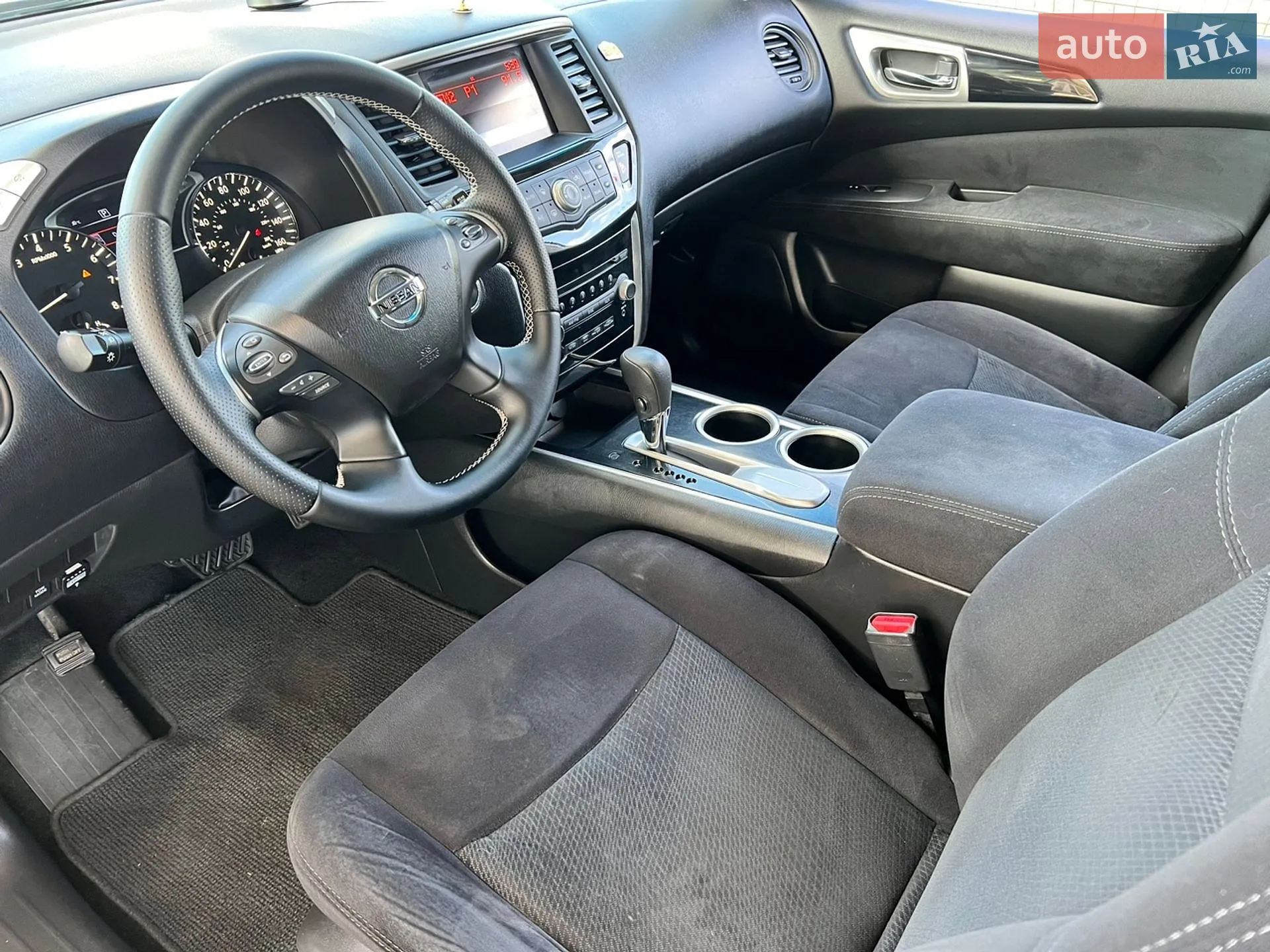 2016 Nissan Pathfinder - мініатюра 6