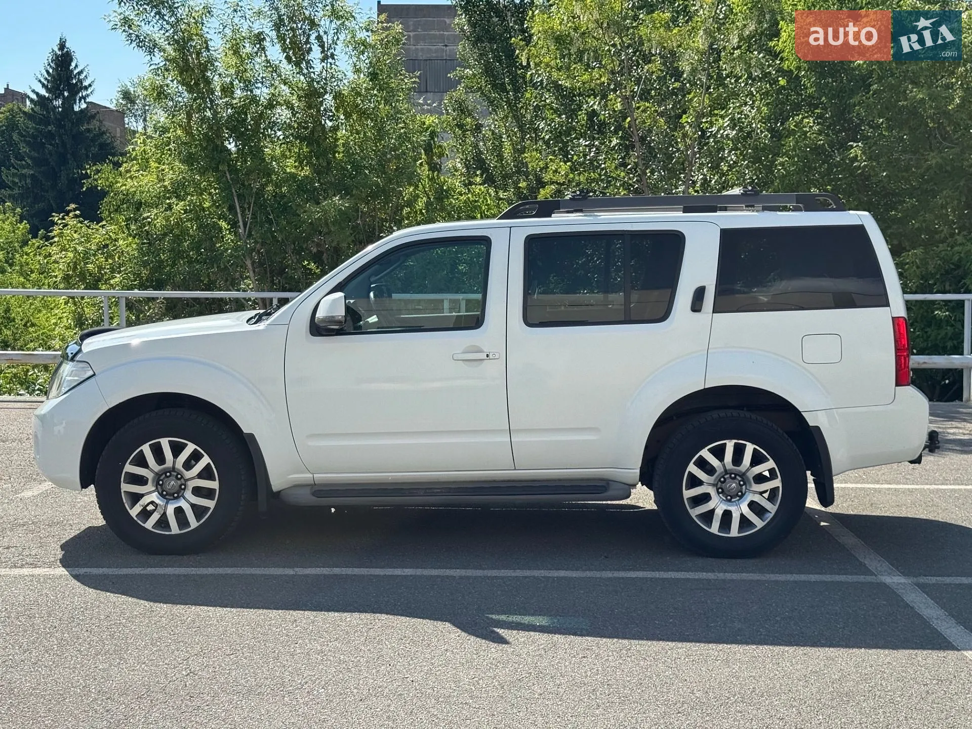 2011 Nissan Pathfinder - мініатюра 7