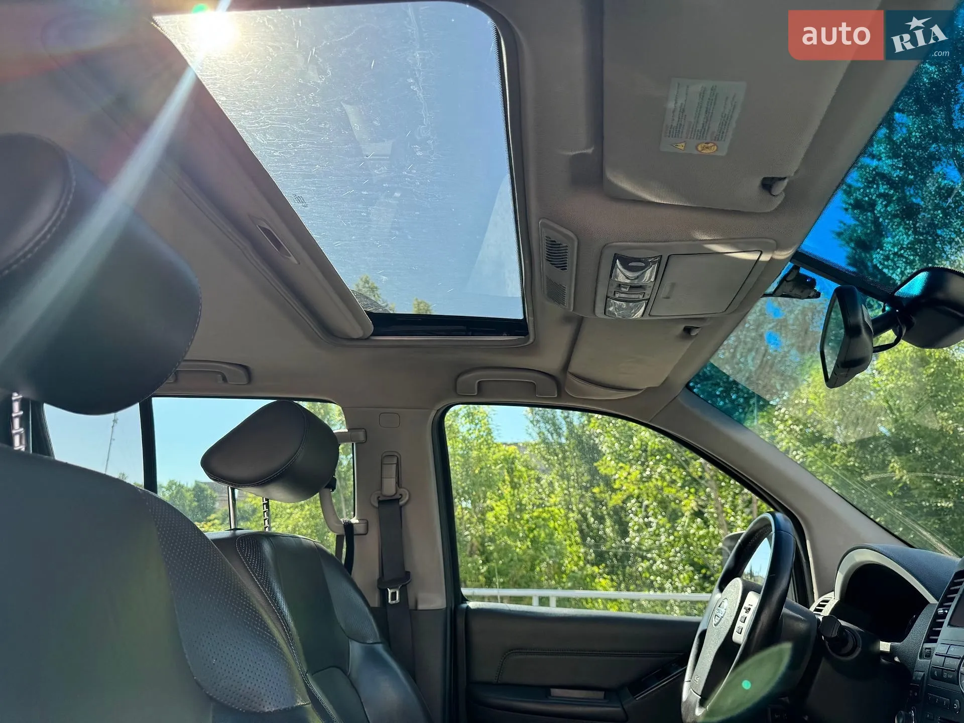 2011 Nissan Pathfinder - мініатюра 34