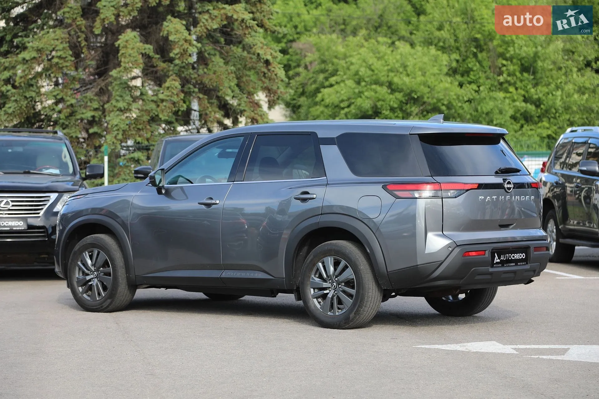 2022 Nissan Pathfinder - мініатюра 9