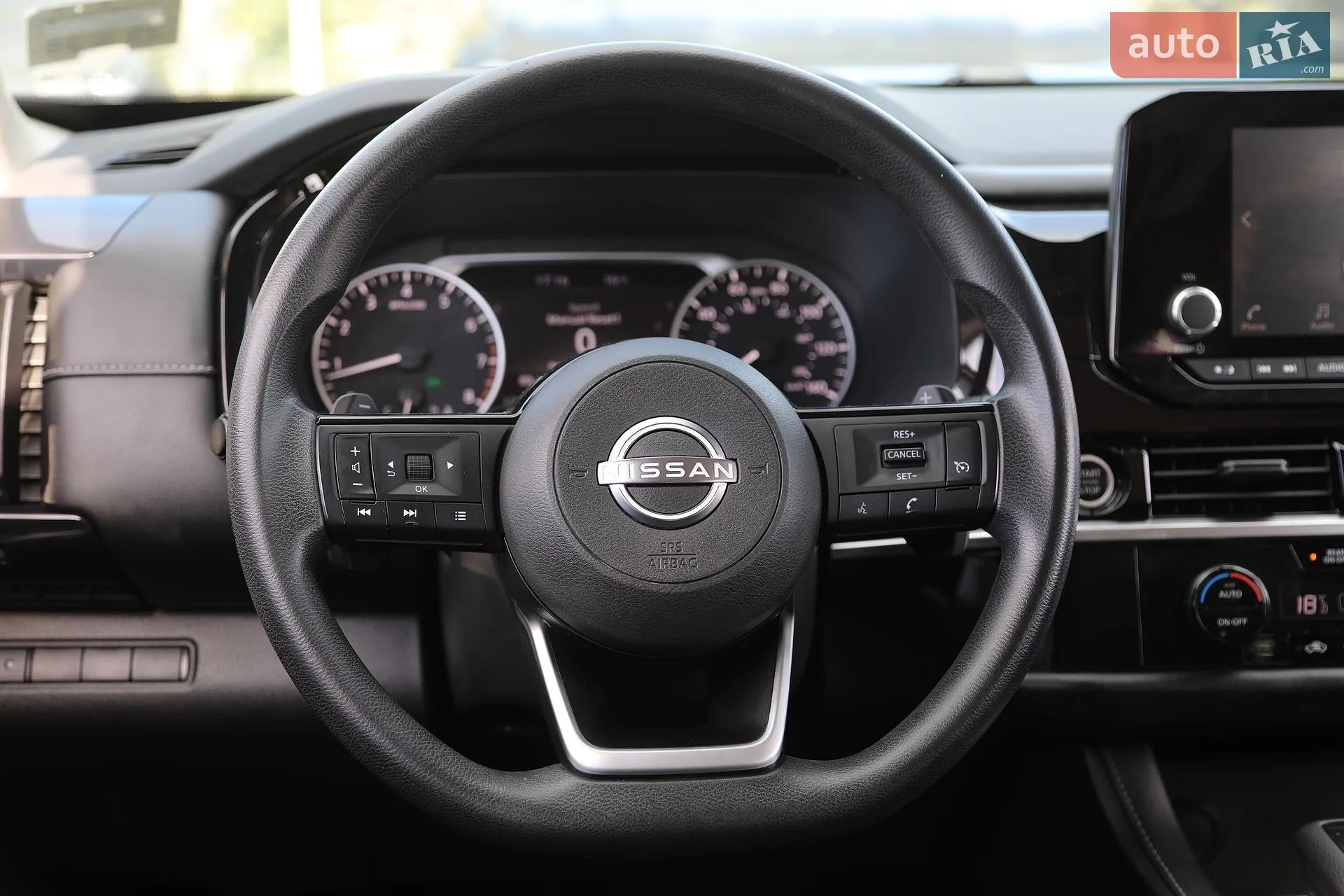 2022 Nissan Pathfinder - мініатюра 19