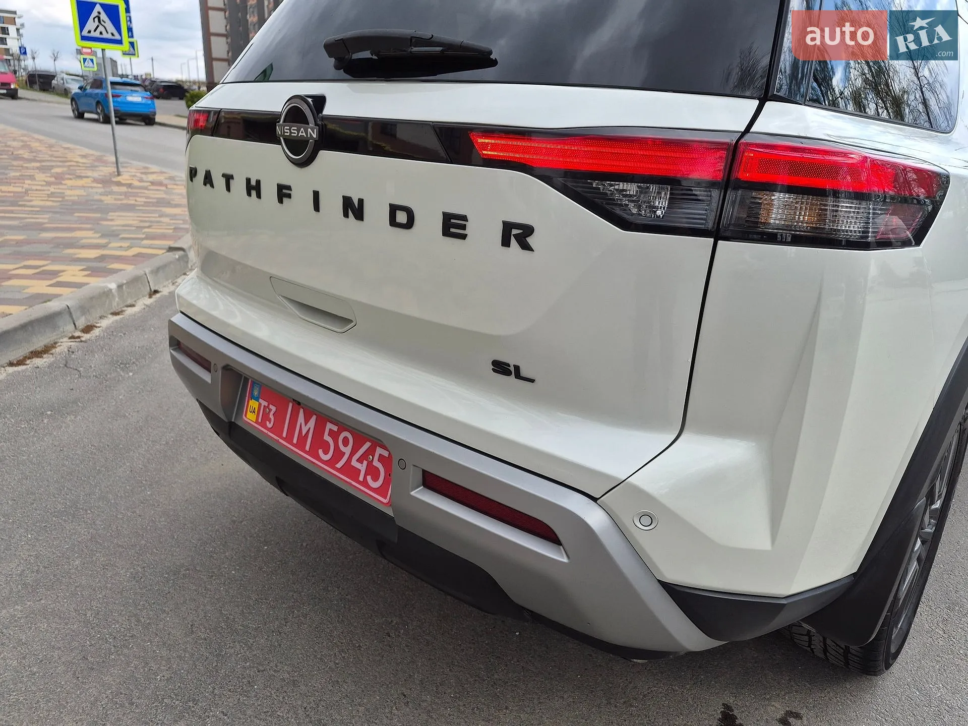 2022 Nissan Pathfinder - мініатюра 10