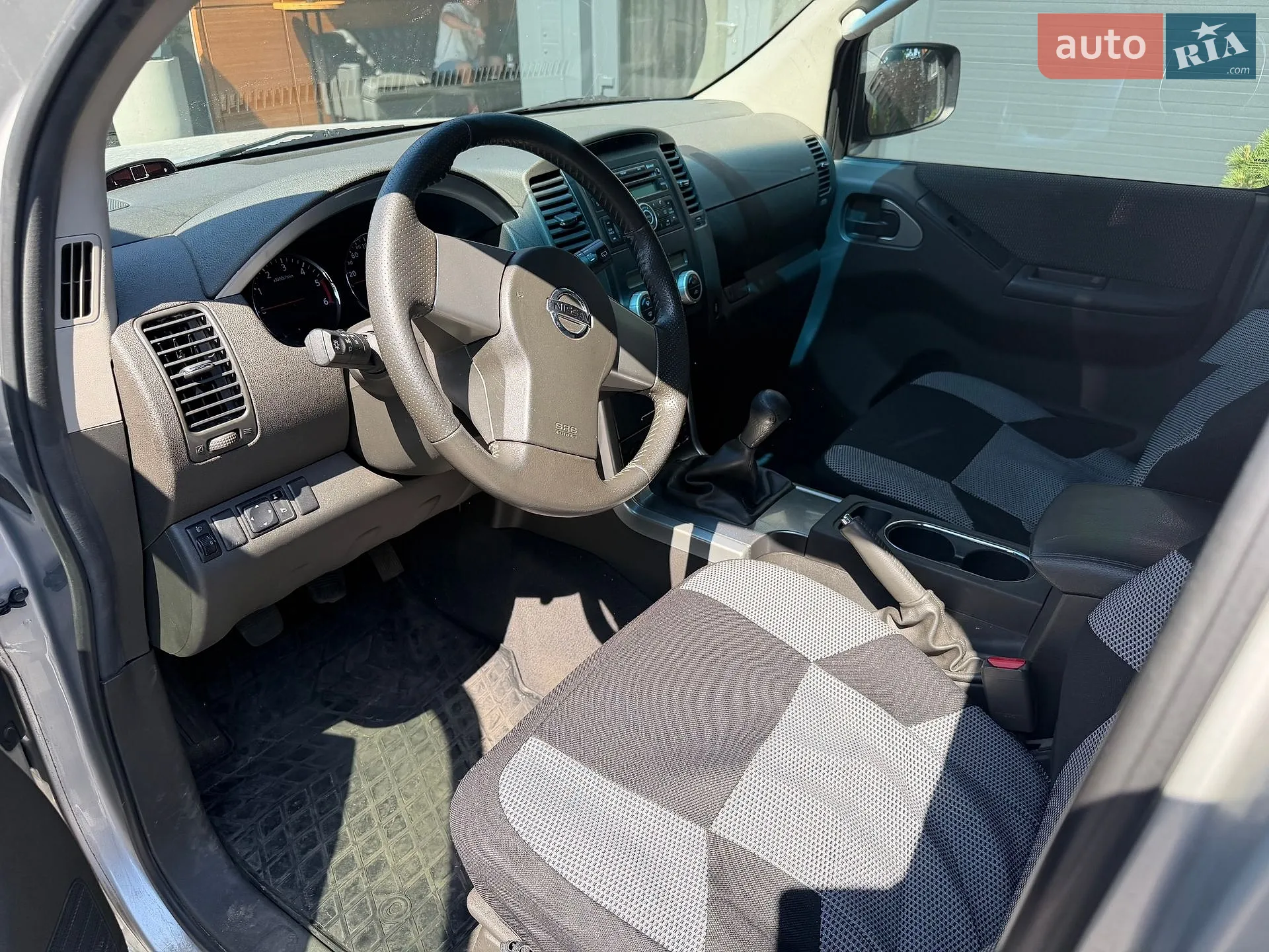 2011 Nissan Pathfinder - мініатюра 9
