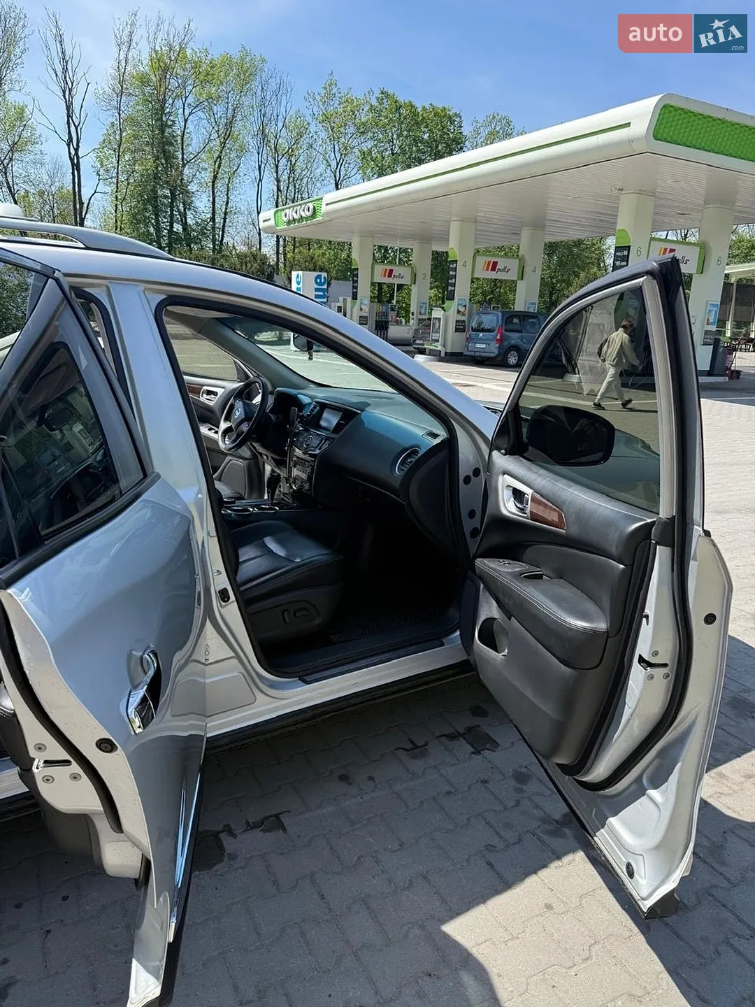 2016 Nissan Pathfinder - мініатюра 8